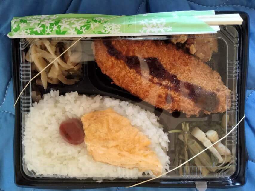 リゾートバイト　弁当　宮古島　賄
